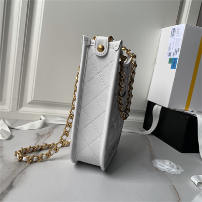 Chanel Hobo Chain Shoulder Bag Calfskin Gold Tone Metal White AS4532