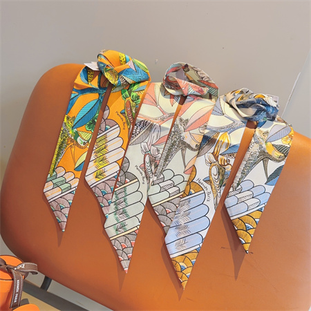 Hermes Twilly 100% Silk 32023