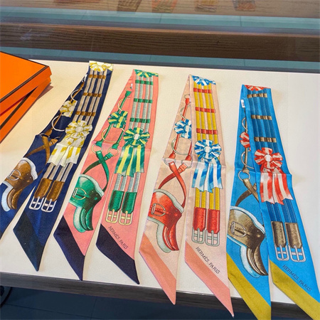 Hermes Twilly 100% Silk 32034