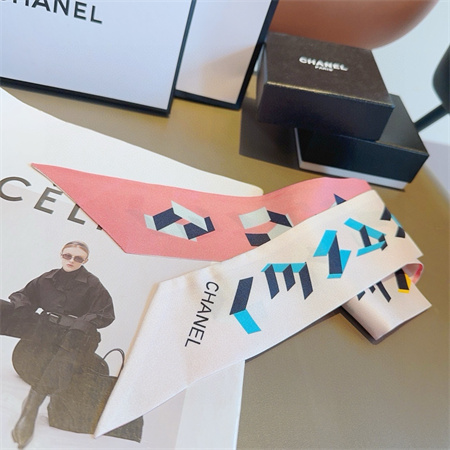 Chanel Twilly 100% Silk 32006