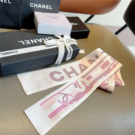 Chanel Twilly 100% Silk 32007