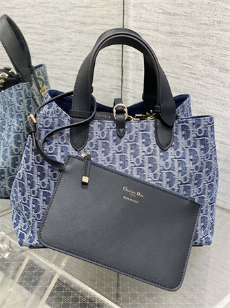 CD Medium Dior Toujours Bag Blue Denim Dior Oblique Jacquard