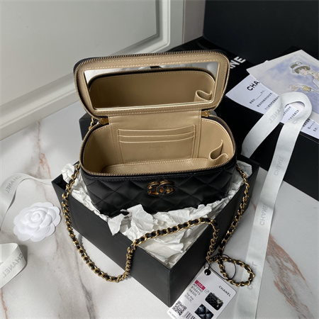 Chanel Vanity Case Lambskin Enamel & Gold-Tone Metal White AP3940