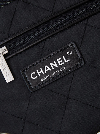 Cha.nel 22 Medium Handbag Black Denim Silver Tone Metal AS3261