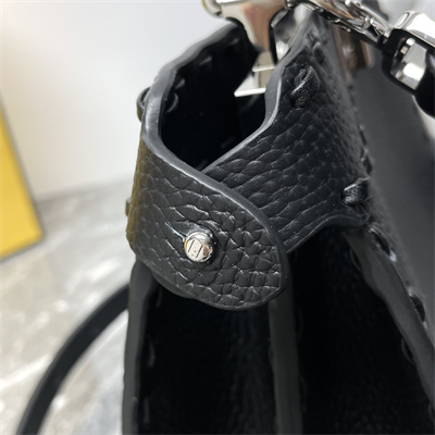 Fen.di Peekaboo ISeeU Petite Cuoio Romano Leather Black Selleria bag with 306 hand-sewn topstitches