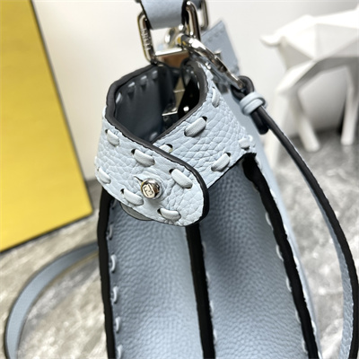 Fen.di Peekaboo ISeeU Small Cuoio Romano leatherSelleria bag with 556 hand-sewn topstitches