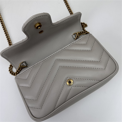 Gucci GG MARMONT  MINI BAG Grey 476433