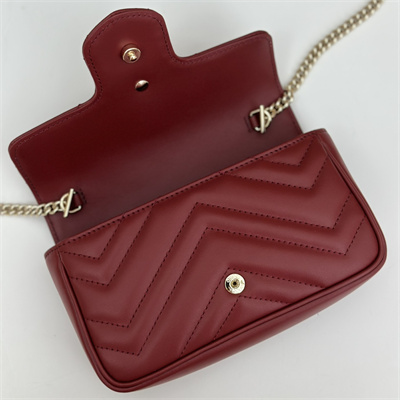 Gucci GG MARMONT  MINI BAG Burgundy 476433