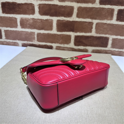 Gu.cci GG Marmont  Small  Shoulder Bag Red 446744