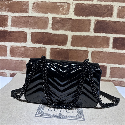 Gu.cci GG Marmont  Small  Shoulder Bag Black Patent 446744