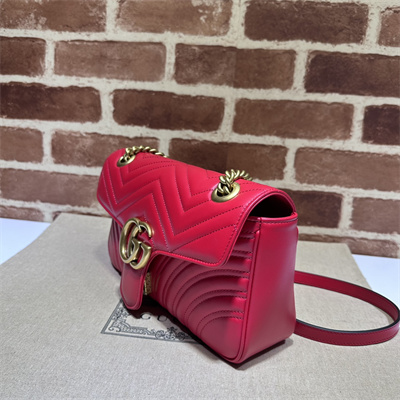 Gu.cci GG Marmont Medium Shoulder Bag Red 443497