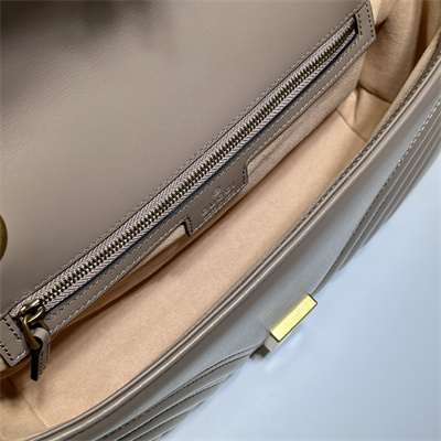 Gu.cci GG Marmont Medium Shoulder Bag 443497