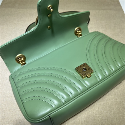 Gu.cci GG Marmont Medium Shoulder Bag Green 443497