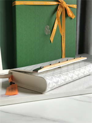 Goyard Monte-Carlo PM Clutch Goyardine Canvas & Cervon Calfskin