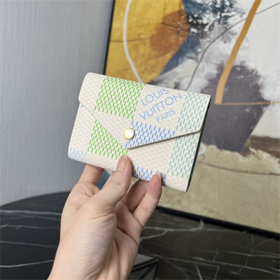 L.V Victorine Wallet Damier coated canvas  Pistachio Green N40750