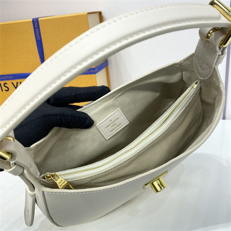 L.V Low Key Shoulder Bag Grained Calfskin Quartz M24990