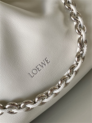 Loewe Medium Flamenco Purse in  Mellow nappa Lambskin