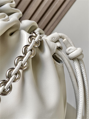 Loewe Medium Flamenco Purse in  Mellow nappa Lambskin