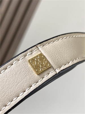 Mini Hammock drawstring in classic calfskin