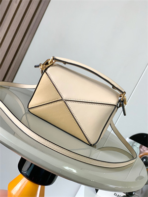 Loewe Mini Puzzle Bag In Classic Calfskin