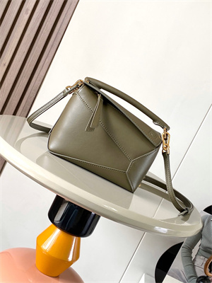 Loewe Mini Puzzle Bag In Classic Calfskin