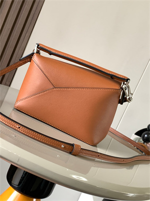 Loewe Mini Puzzle Bag In Classic Calfskin