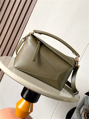 Loewe Small Puzzle Bag In Classic Calfskin