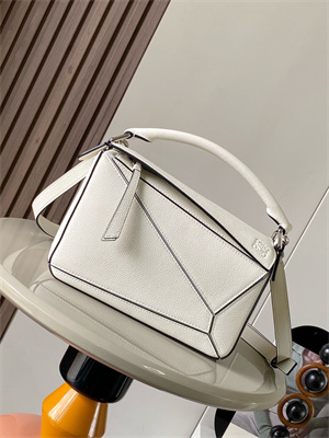 Loewe Small Puzzle Bag In Classic Calfskin