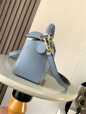 Loewe Small Puzzle Bag In Classic Calfskin