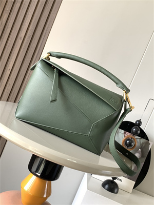 Loewe Small Puzzle Bag In Classic Calfskin