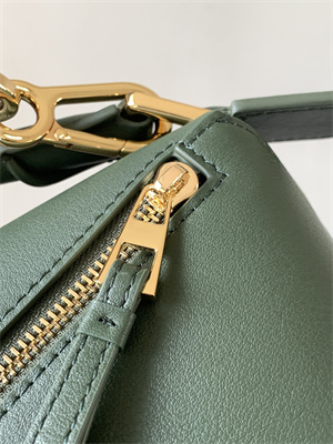 Loewe Small Puzzle Bag In Classic Calfskin