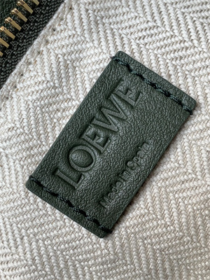 Loewe Small Puzzle Bag In Classic Calfskin