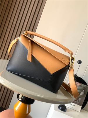 Loewe Small Puzzle Bag In Classic Calfskin