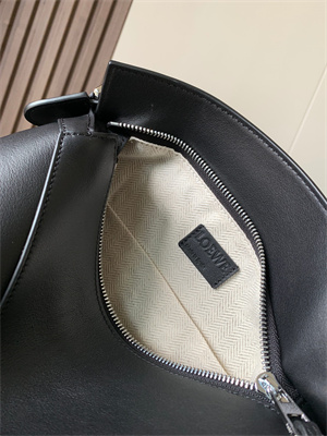 Loewe Small Puzzle Bag In Classic Calfskin