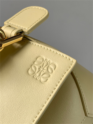 Loewe Small Puzzle Bag In Classic Calfskin