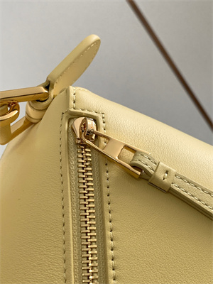 Loewe Small Puzzle Bag In Classic Calfskin