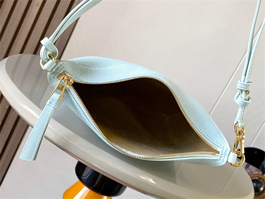 Loewe Puzzle Fold Pouch In Shinny Nappa Calfskin