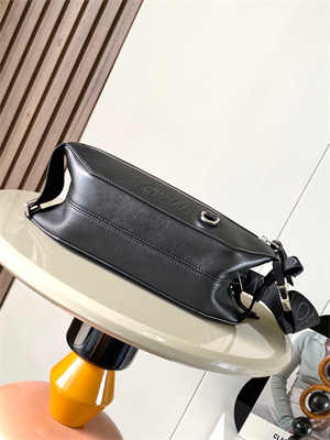Loewe Convertible Sling in classic calfskin