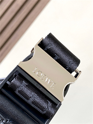 Loewe Convertible Sling in classic calfskin