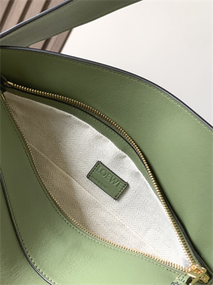 Loewe Puzzle Hobo Bag In Classic Calfskin