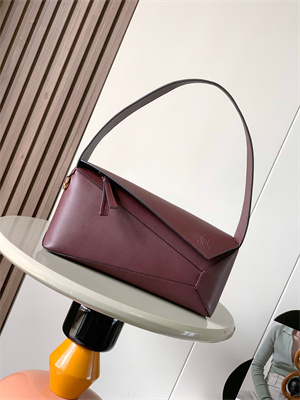 Loewe Puzzle Hobo Bag In Classic Calfskin