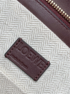 Loewe Puzzle Hobo Bag In Classic Calfskin