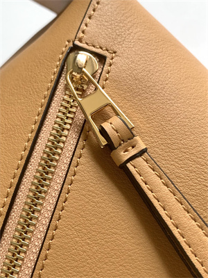 Loewe Puzzle Hobo Bag In Classic Calfskin