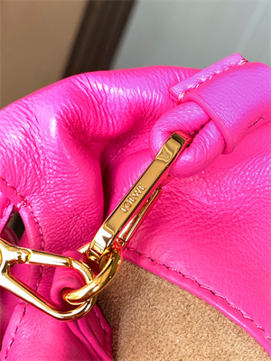 Loewe Medium Flamenco Purse in  Mellow nappa Lambskin