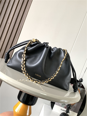 Loewe Medium Flamenco Purse in  Mellow nappa Lambskin