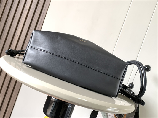 Loewe Medium Flamenco Purse in  Mellow nappa Lambskin