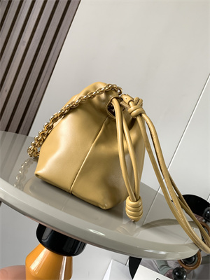 Loewe Medium Flamenco Purse in  Mellow nappa Lambskin
