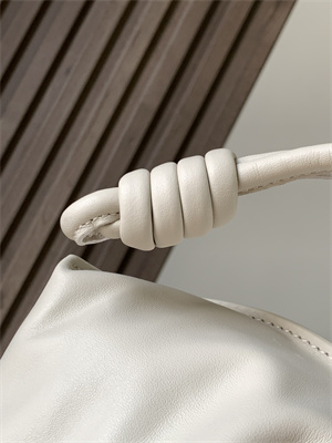 Loewe Medium Flamenco clutch in nappa calfskin