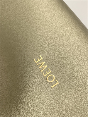 Loewe Medium Flamenco clutch in nappa calfskin