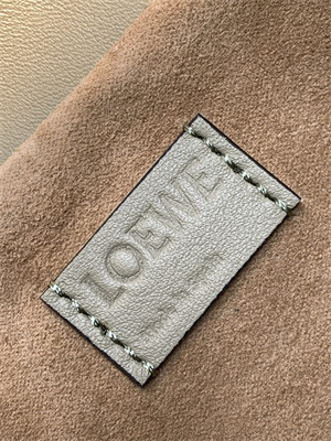 Loewe Medium Flamenco clutch in nappa calfskin